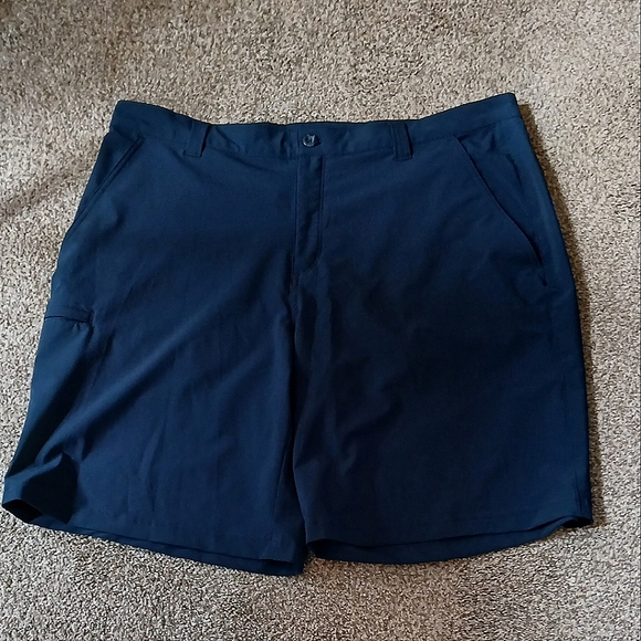 Columbia PFG Casual Fishing Shorts Men's Size 40 (10" Inseam) - Picture 1 of 4